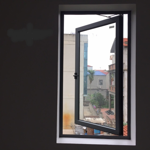 Cửa sổ 1 cánh mở quay nhôm Xingfa màu đen đơn giản, sang trọng