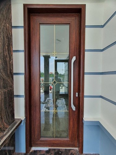Mẫu cửa đi 1 cánh nhôm vân gỗ sang trọng