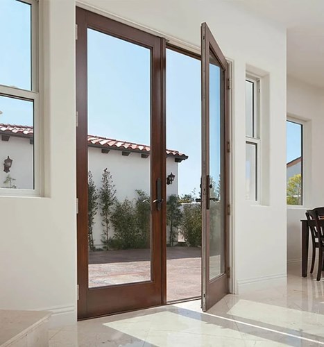 Cửa kính cường lực mặt tiền sang trọng, hiện đại