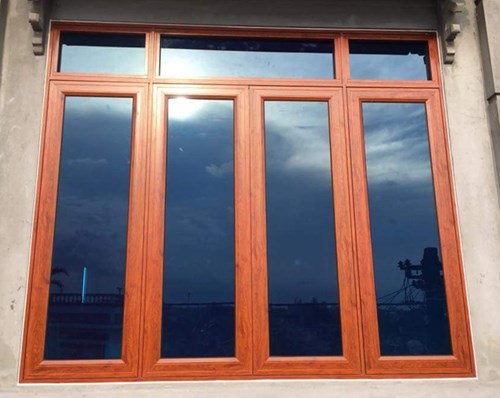 Cửa sổ nhôm vân gỗ 4 cánh