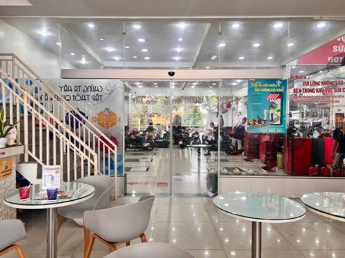 Nhôm kính Hiền Vinh là đơn vị thi công bán lắp đặt cửa tự động uy tín, thực hiện thành công nhiều công trình lớn nhỏ tại Việt Nam