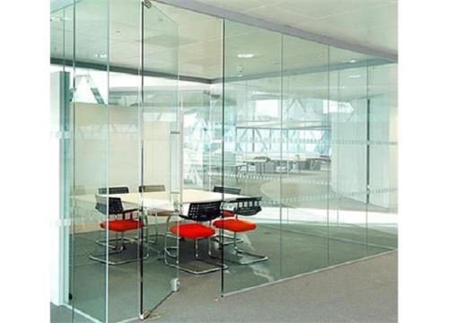 Mẫu cửa bản lề sàn kính cường lực cho phòng họp