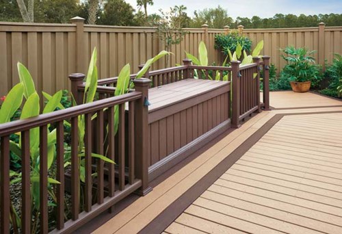 Mẫu lan can gỗ nhựa kiểu hiện đại, tối giản cho nhà ở