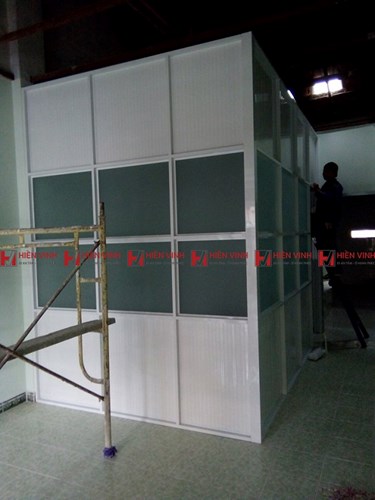 Hiền Vinh - Địa chỉ thi công vách ngăn nhôm hệ 700 uy tín