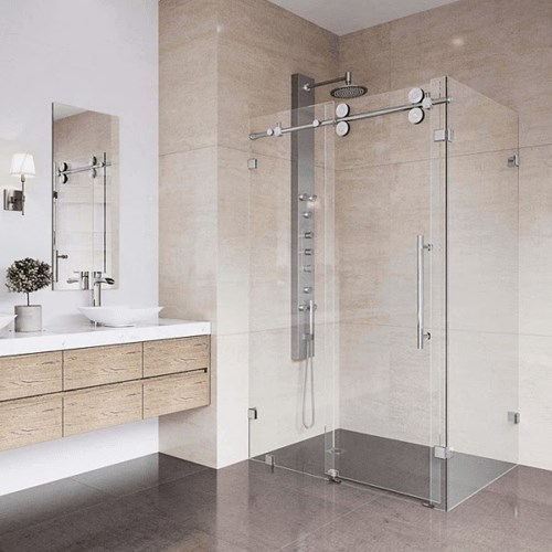 Vách tắm kính được bố trí ở góc phòng tắm để tiết kiệm diện tích.