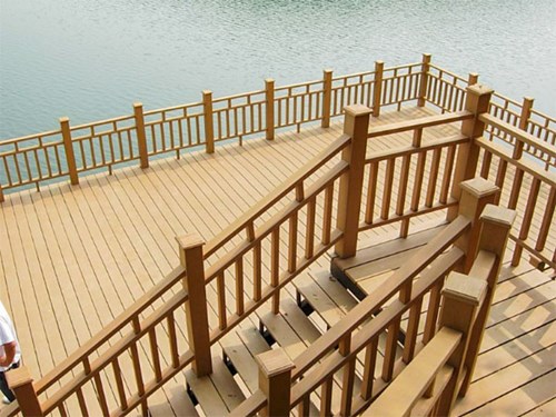 Lan can nhựa giả gỗ là vật liệu xây dựng mới, mang nhiều ưu điểm nổi bật
