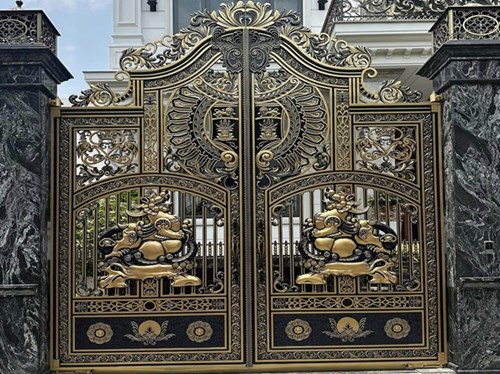 Cổng Tỳ Hưu - Con Nghê giúp gia đình bạn gặp nhiều may mắn tốt lành trong cuộc sống