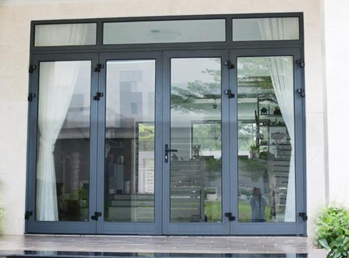 Mẫu cửa kính cường lực 4 cánh mở quay